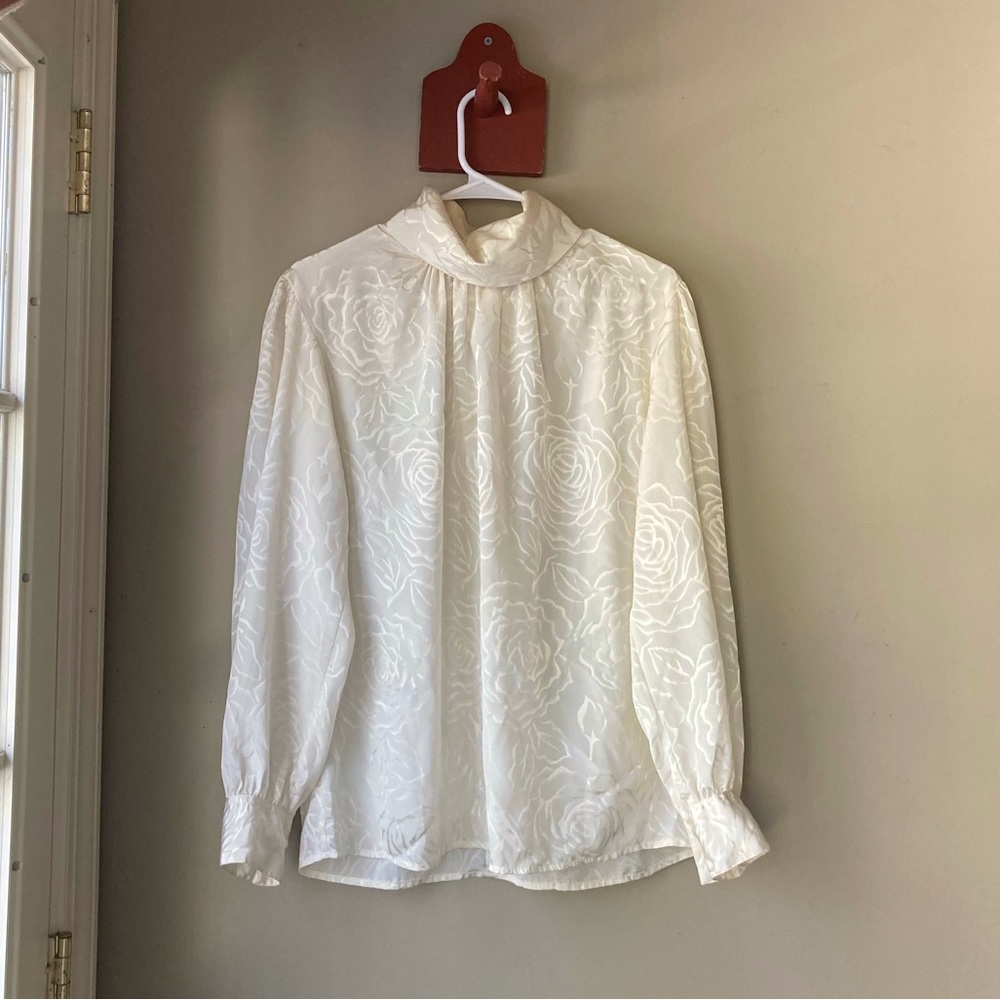 Vintage Laura & Jane Cream Rose Printed Top 14